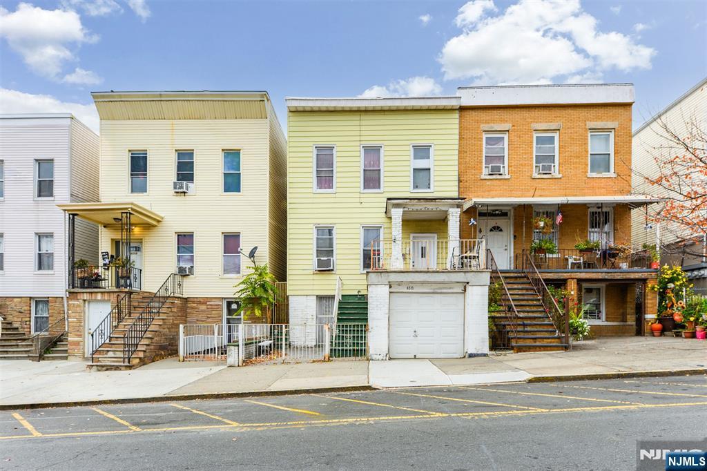 6511 Hudson Avenue Property Photo 1