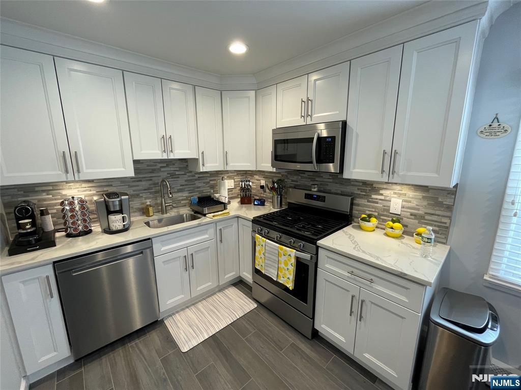 46 Sabina Street Property Photo 4