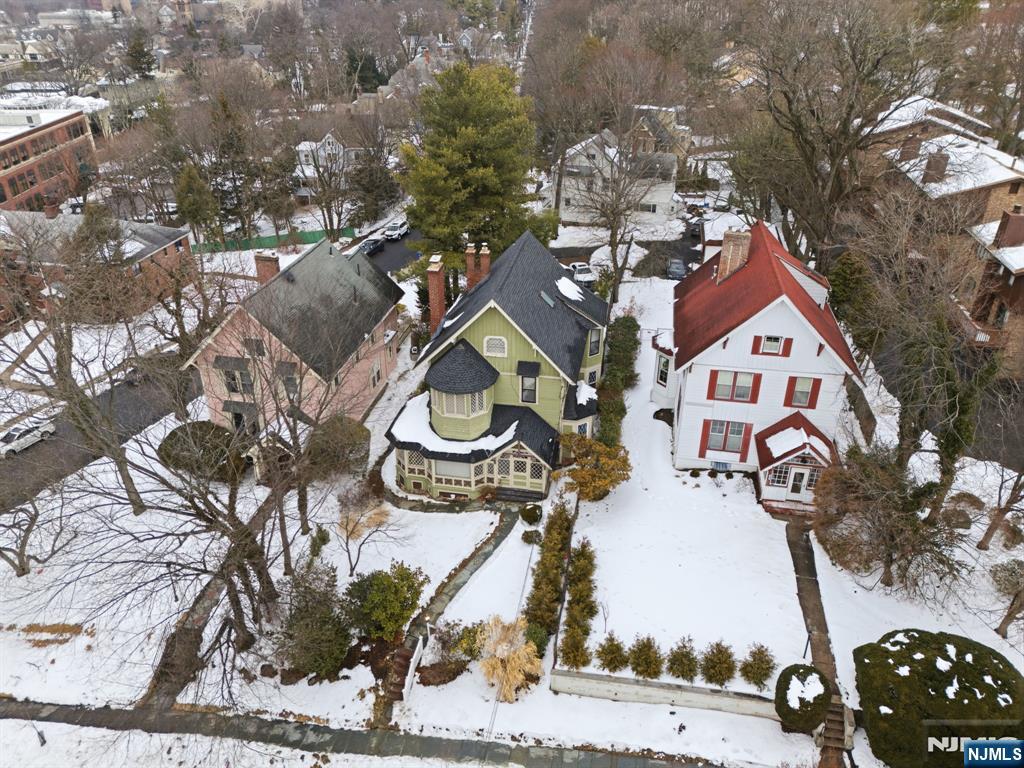101 E Palisade Avenue Property Photo 42