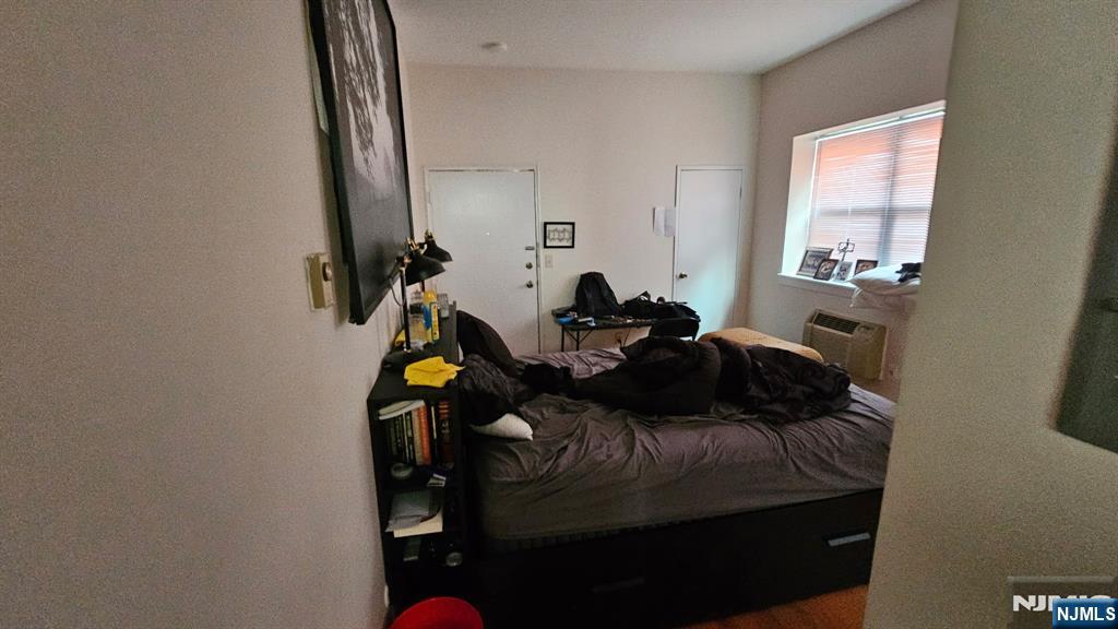 467 Hudson Street Property Photo 11