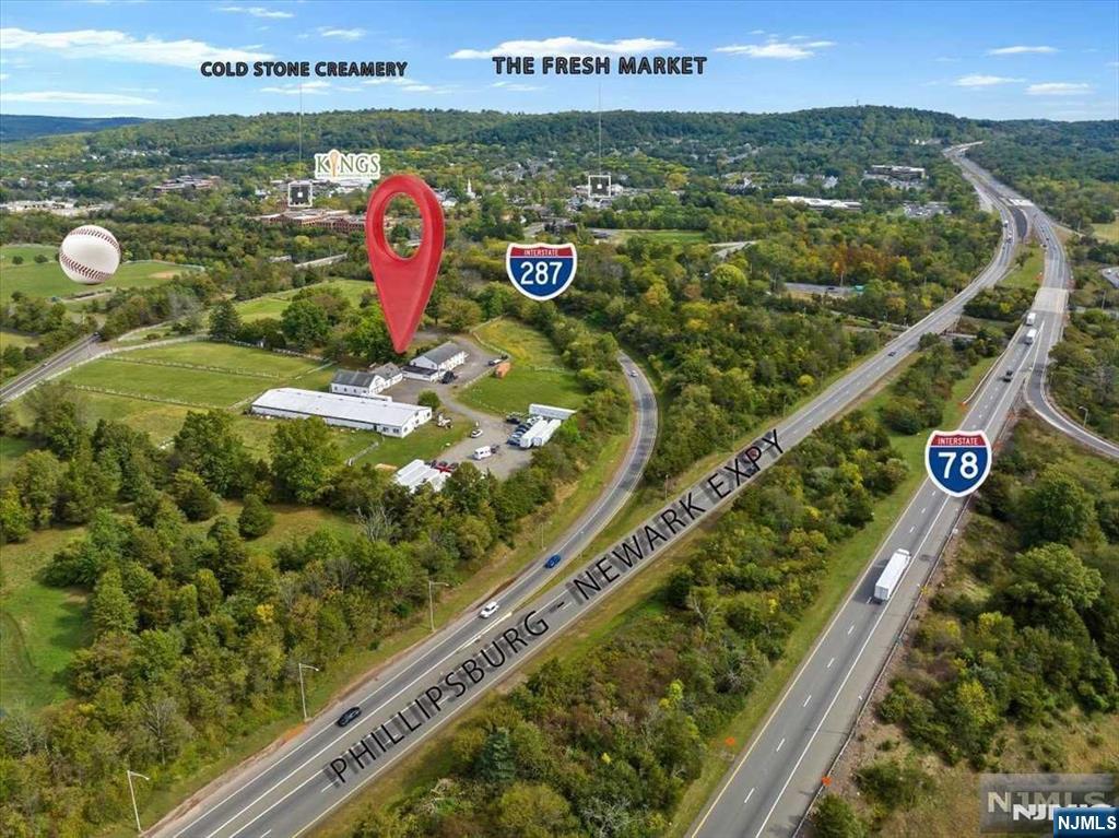 1850 Burnt Mills Road Property Photo 3