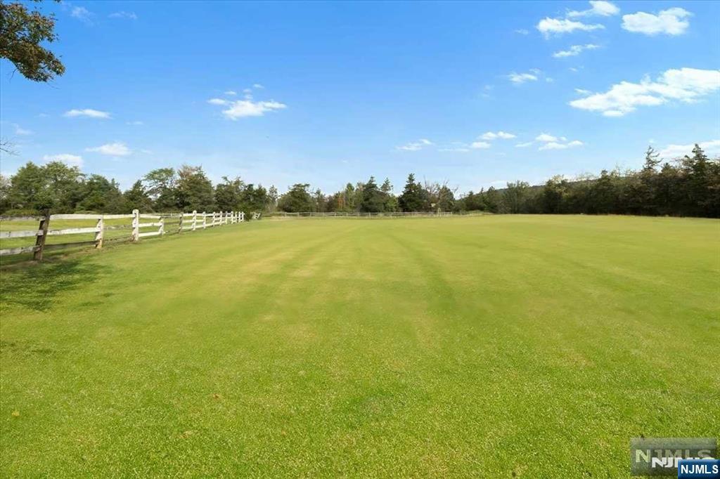 1850 Burnt Mills Road Property Photo 16