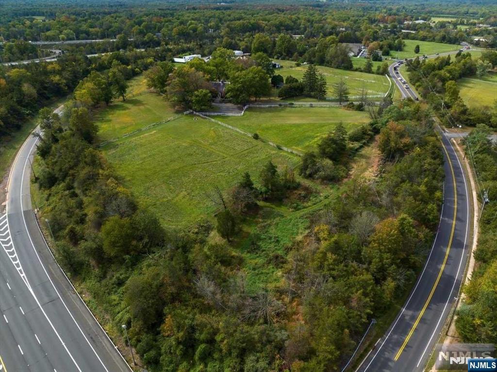 1850 Burnt Mills Road Property Photo 21