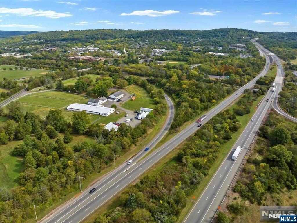1850 Burnt Mills Road Property Photo 22