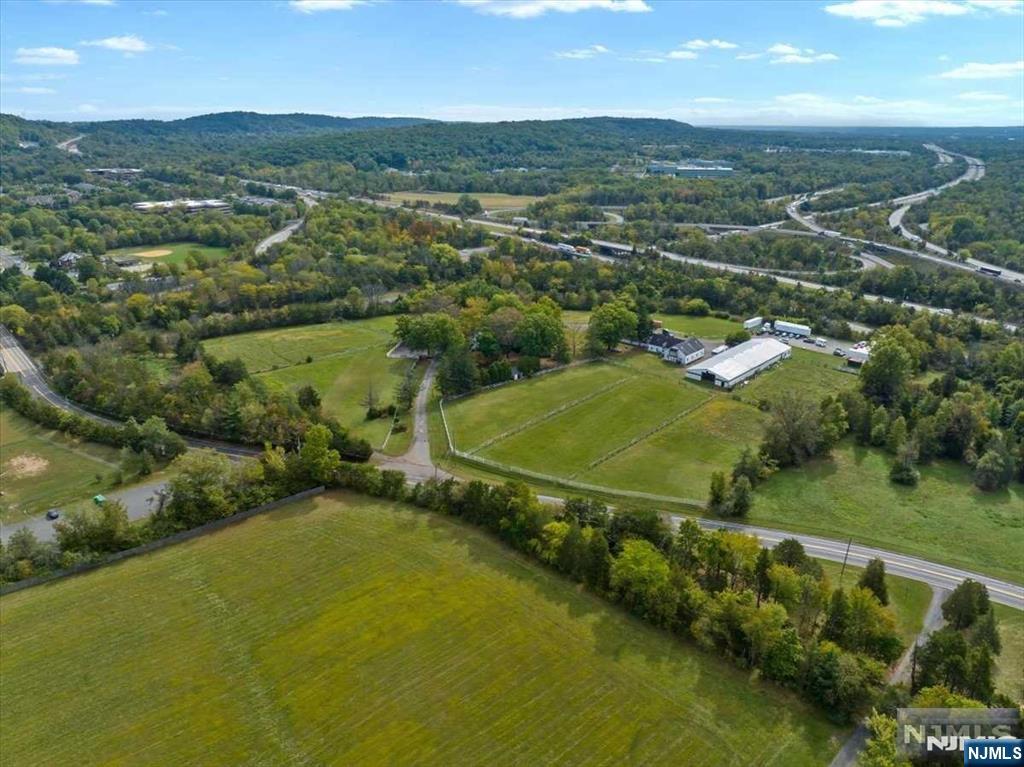 1850 Burnt Mills Road Property Photo 23
