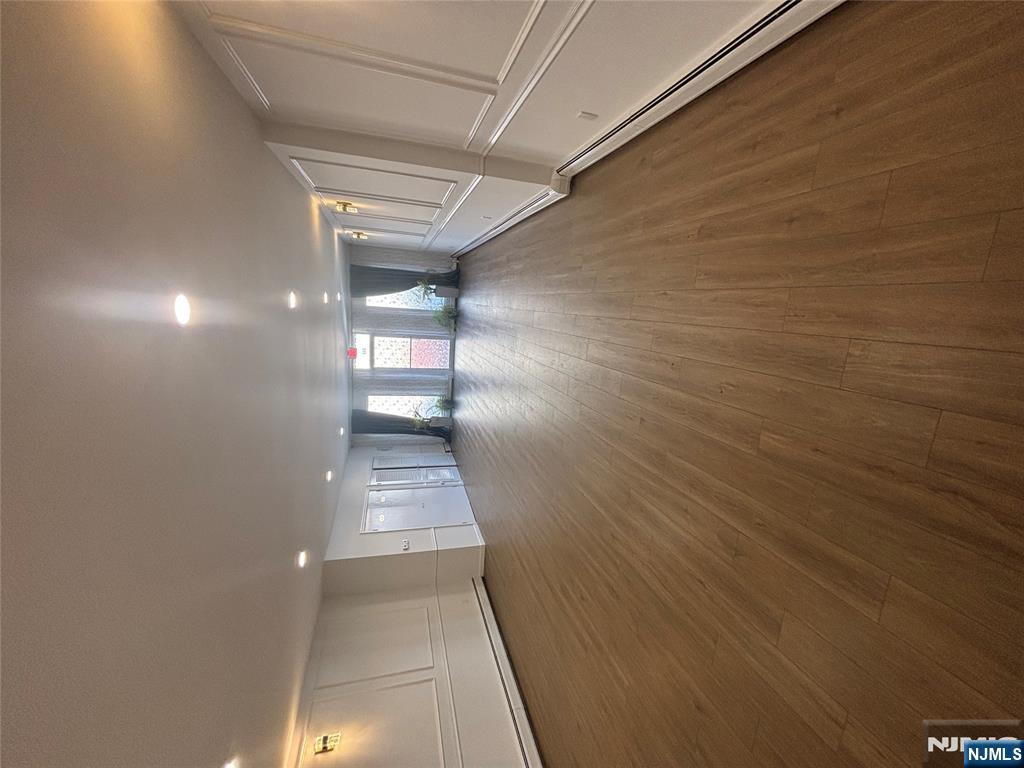 222 Macarthur Avenue Property Photo 5