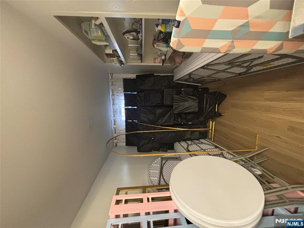 222 Macarthur Avenue Property Photo 7
