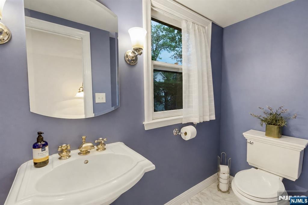 694 Lotus Avenue Property Photo 19