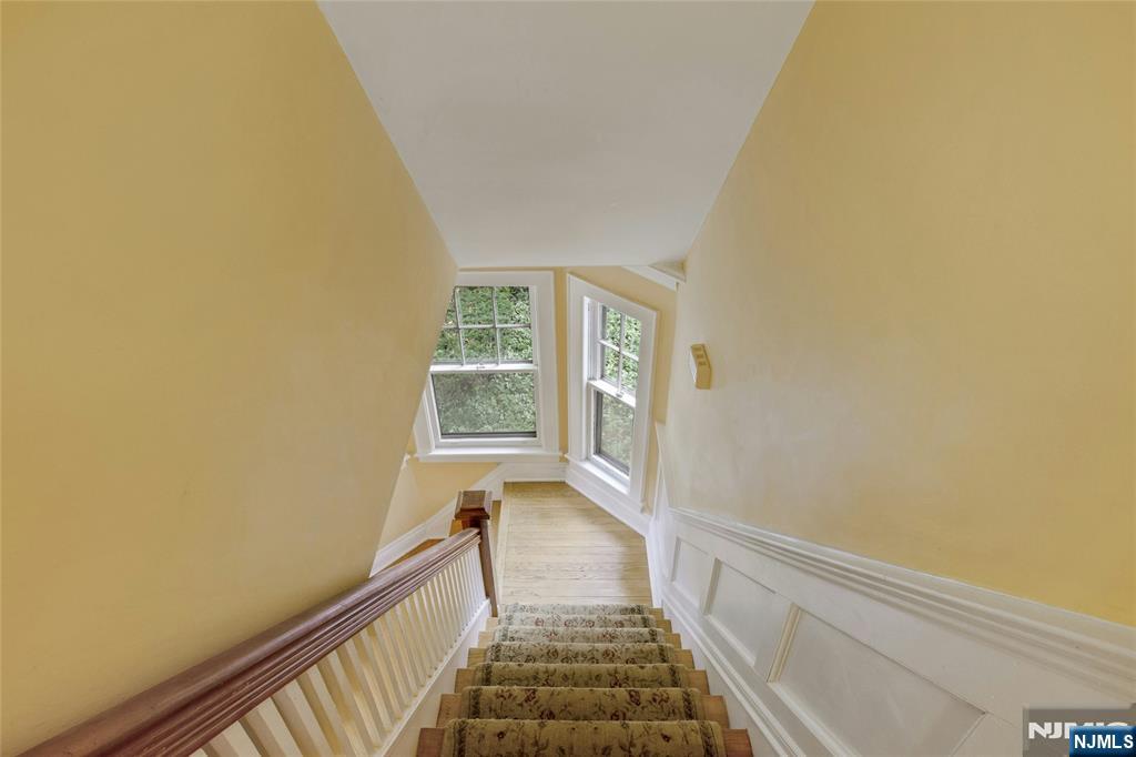 694 Lotus Avenue Property Photo 20