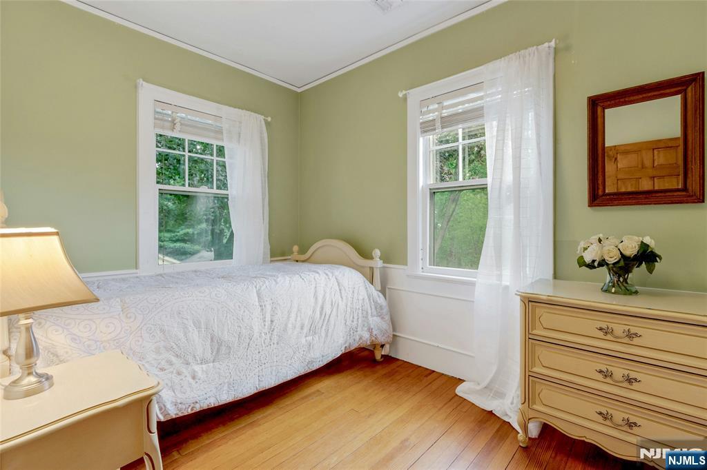 694 Lotus Avenue Property Photo 27