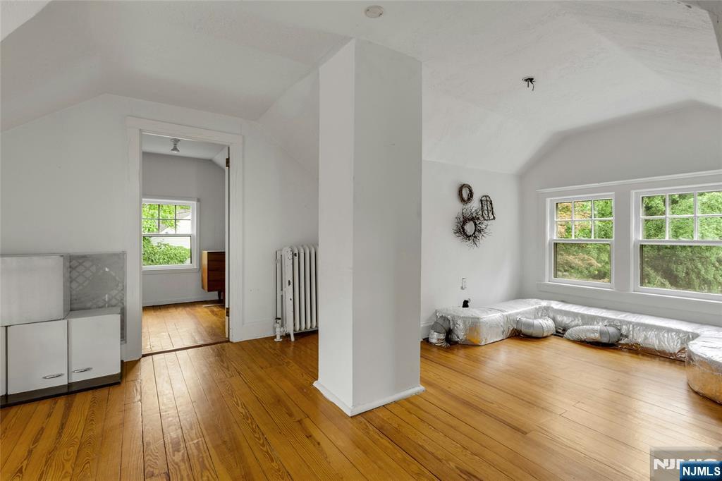 694 Lotus Avenue Property Photo 31