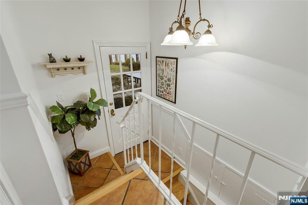 694 Lotus Avenue Property Photo 32