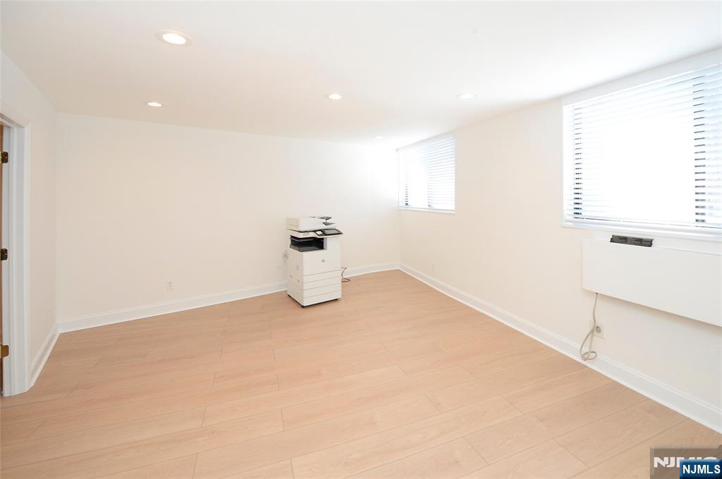 235 Prospect Avenue 2 / Le Property Photo 3