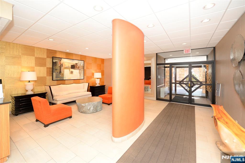 235 Prospect Avenue 2 / Le Property Photo 12