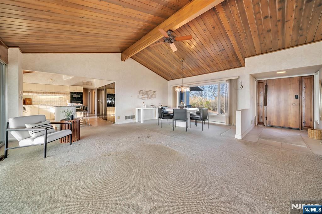 26007862 Property Photo 10