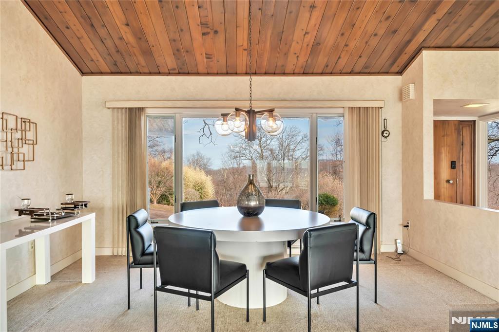 26007862 Property Photo 11