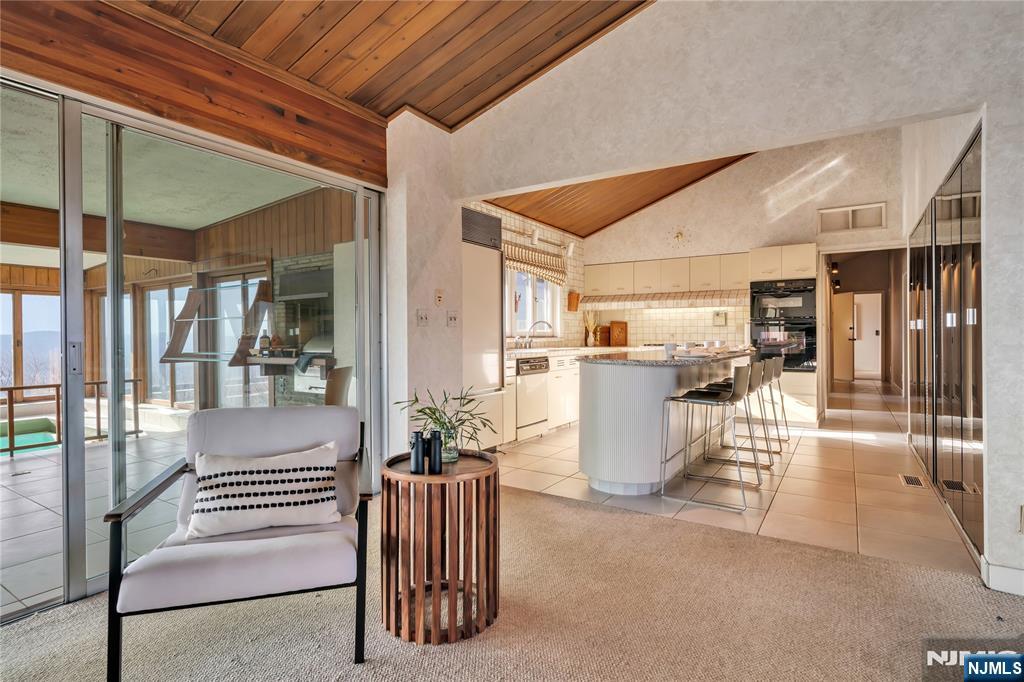 26007862 Property Photo 31
