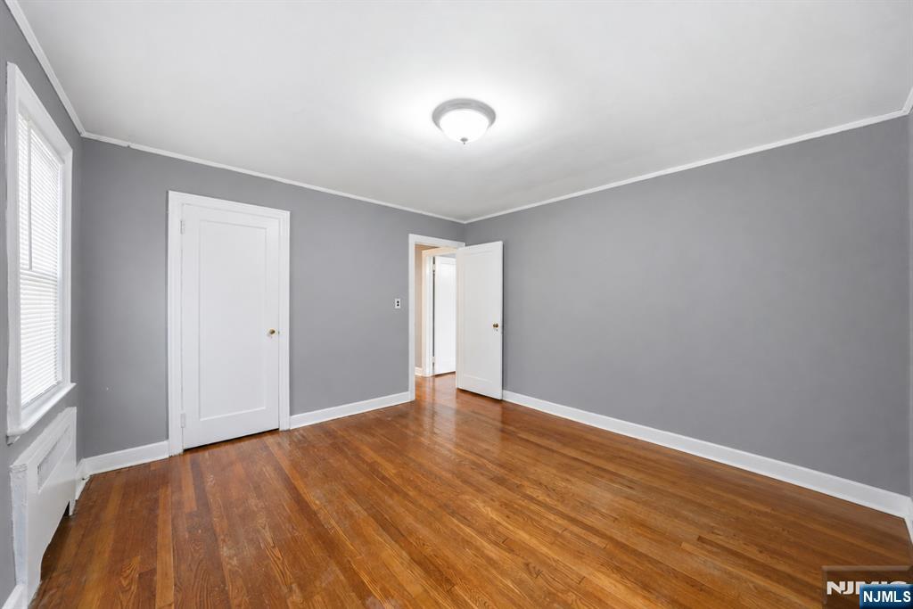 294 Park Avenue Property Photo 7