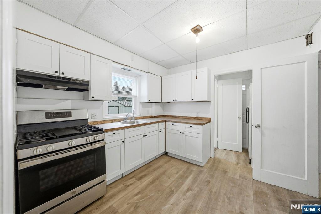 294 Park Avenue Property Photo 8