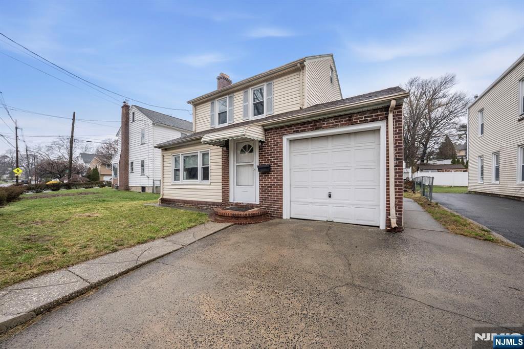 294 Park Avenue Property Photo 18