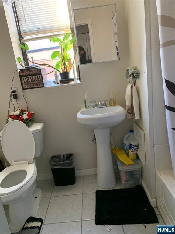 481 William Street Property Photo 11