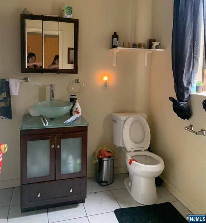 481 William Street Property Photo 14