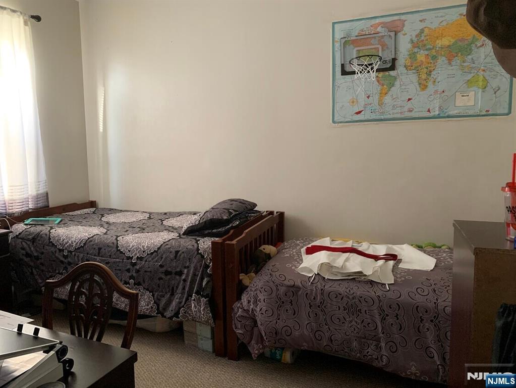 481 William Street Property Photo 22