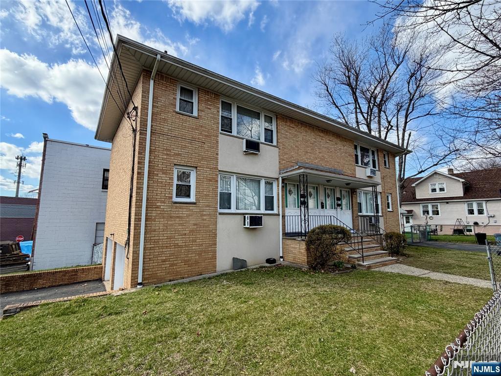 24 5th Street Property Photo 2