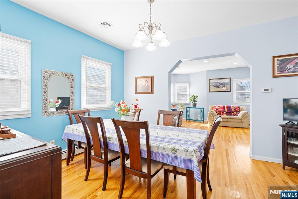 131 Johnston Avenue Property Photo 8