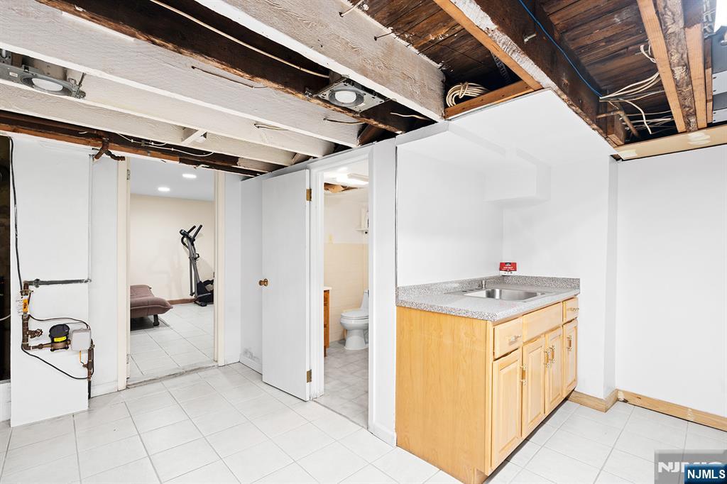 131 Johnston Avenue Property Photo 22