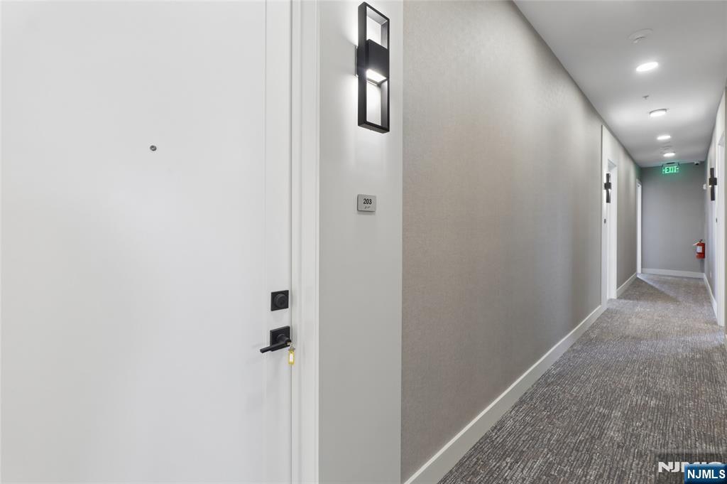 487 Market 203 Property Photo 2