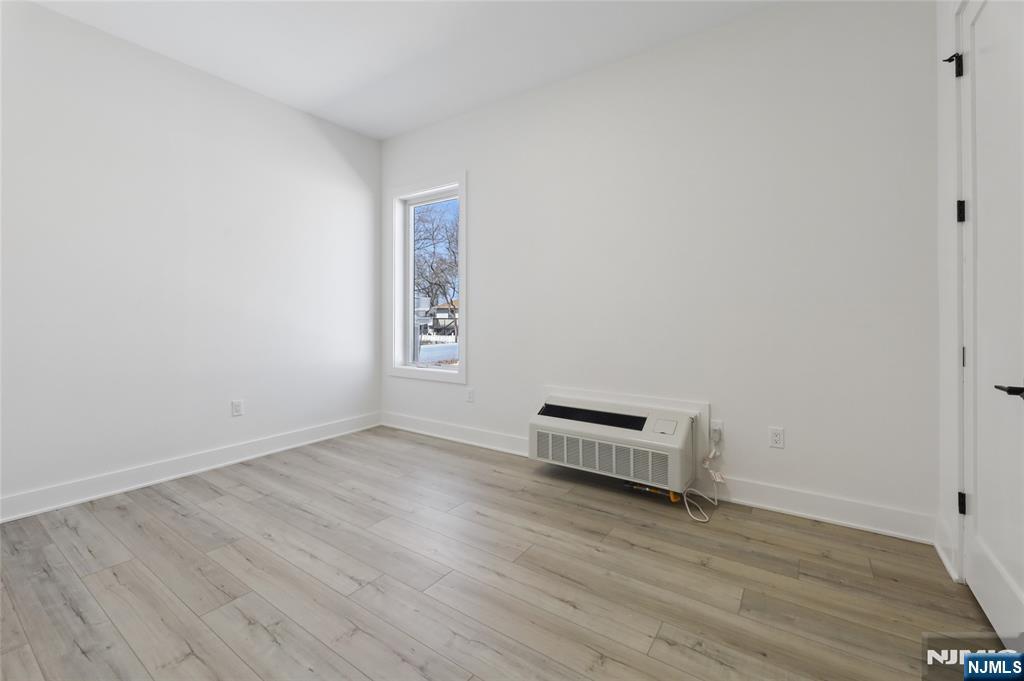 487 Market 203 Property Photo 9