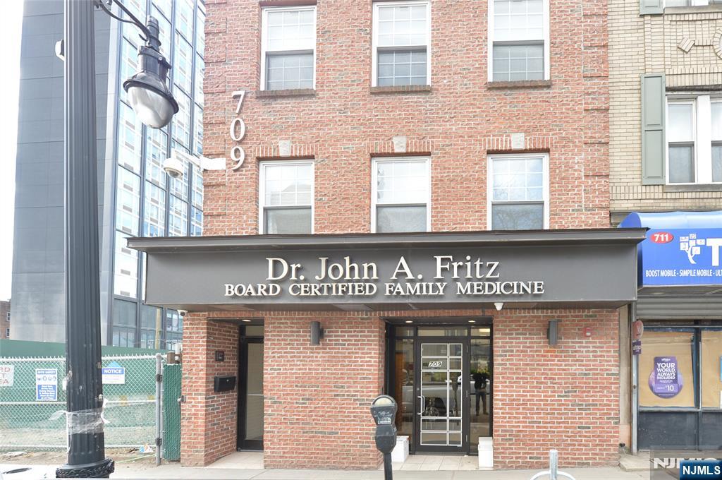 709 Newark Avenue Property Photo 1