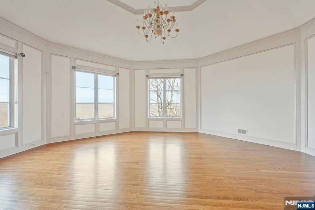 29 Hilltop Road Property Photo 23