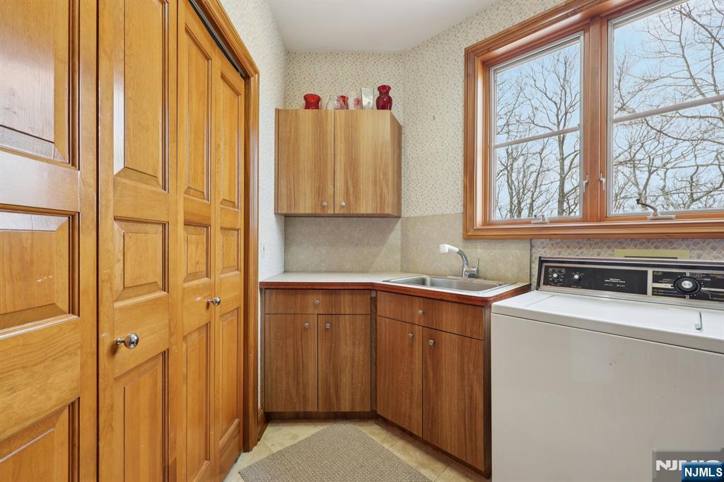 29 Hilltop Road Property Photo 29