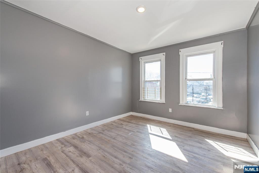 26011917 Property Photo 4