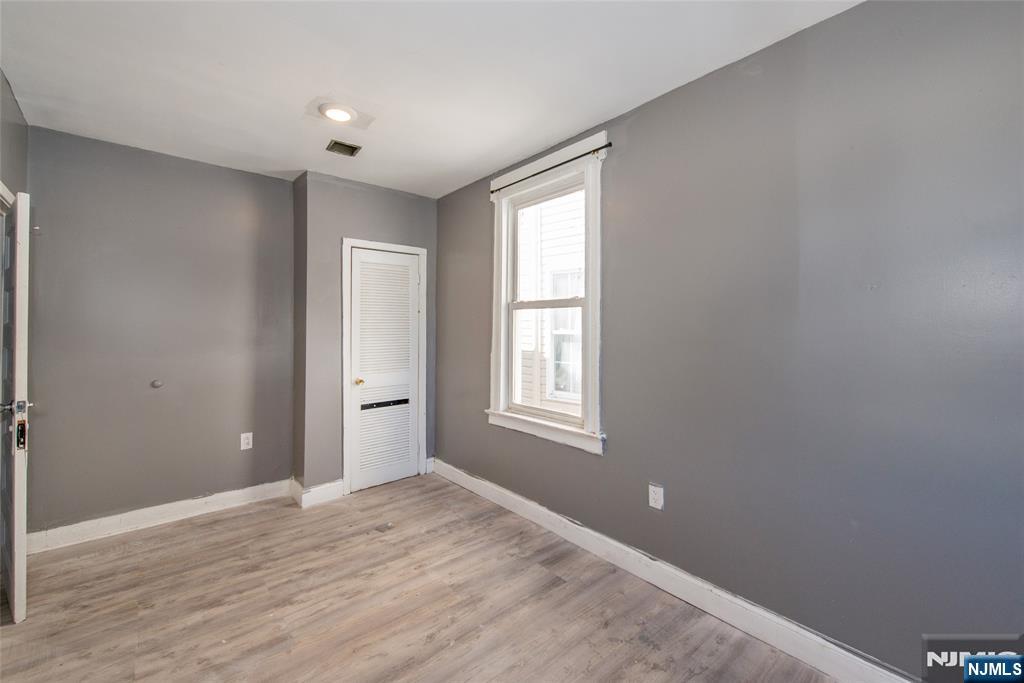 26011917 Property Photo 10