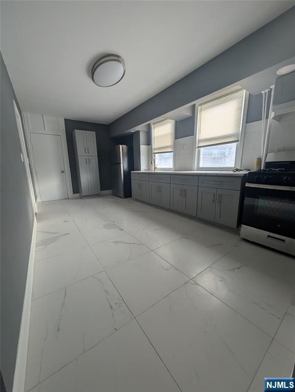 5 7th Street Property Photo 3