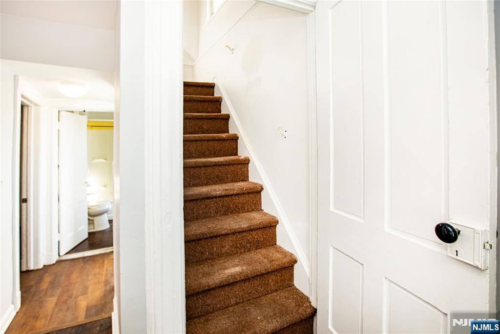 472 Passaic Street Property Photo 16