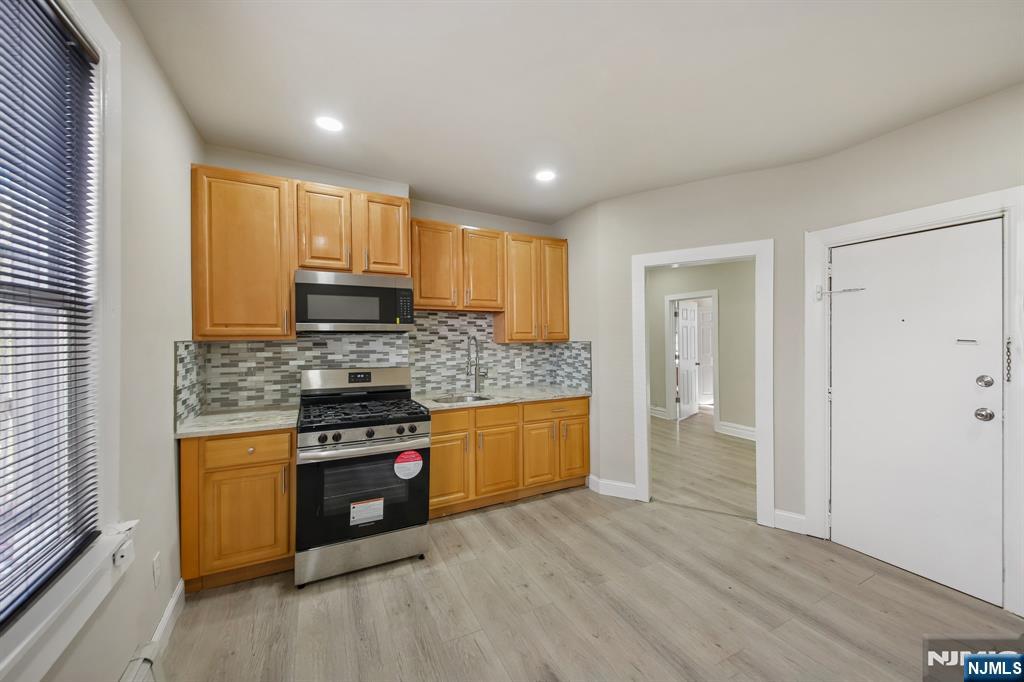 17 Myrtle Avenue Property Photo 7