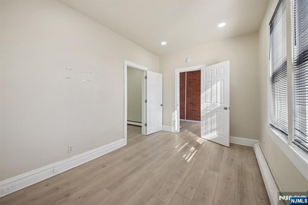17 Myrtle Avenue Property Photo 9
