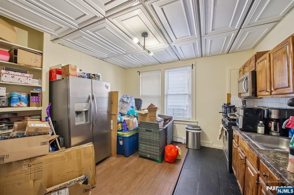 17 Myrtle Avenue Property Photo 12