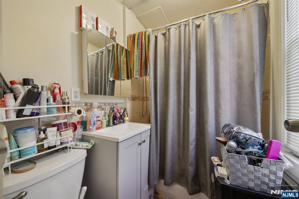 17 Myrtle Avenue Property Photo 15
