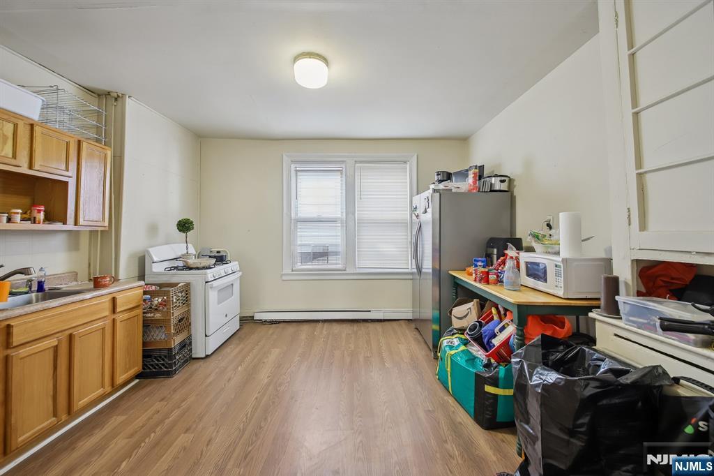17 Myrtle Avenue Property Photo 16