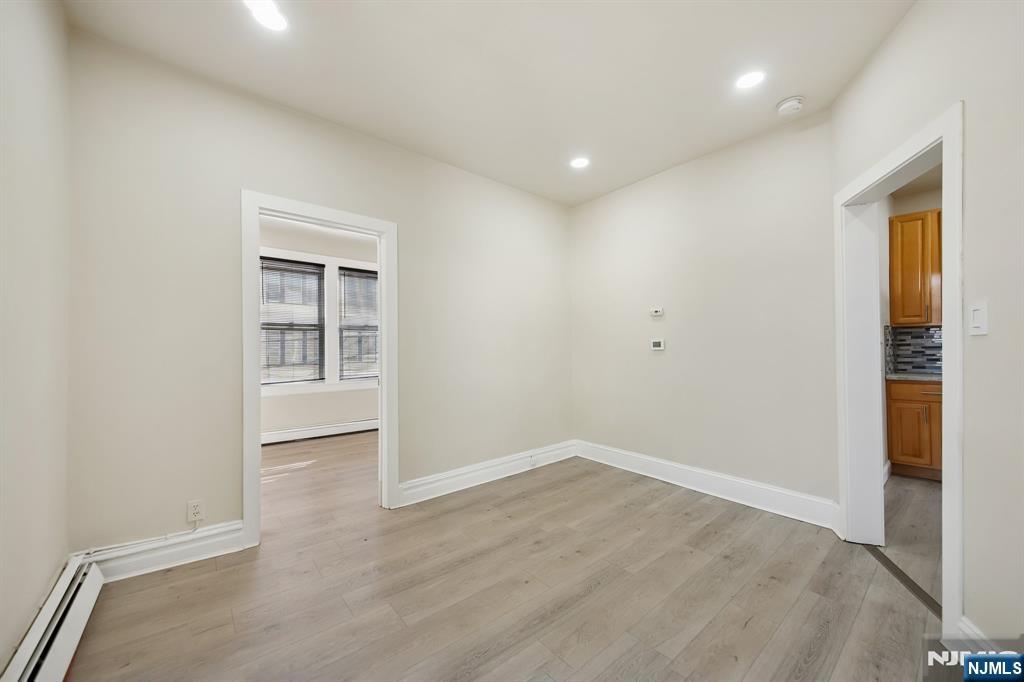 17 Myrtle Avenue Property Photo 18