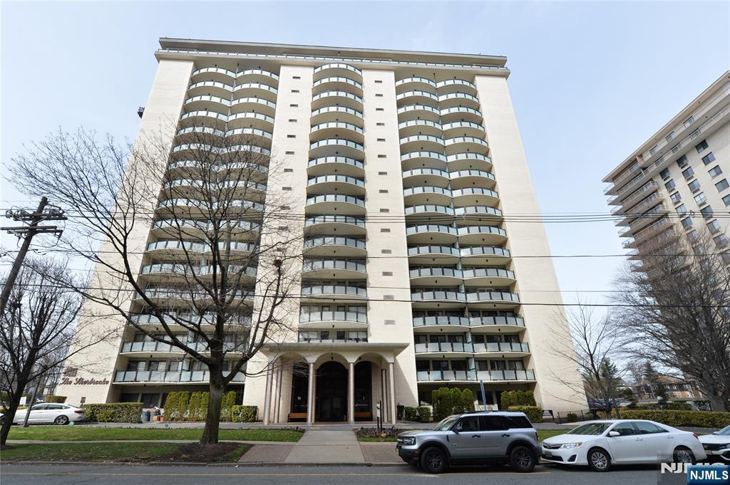 125 Prospect Avenue 10c Property Photo 16