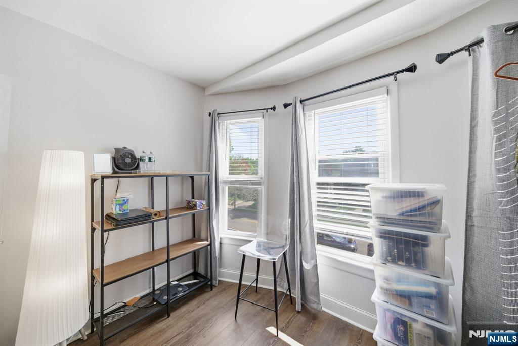 42 Spring Valley Avenue Property Photo 18