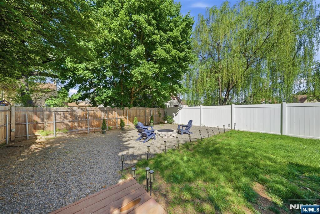 42 Spring Valley Avenue Property Photo 35