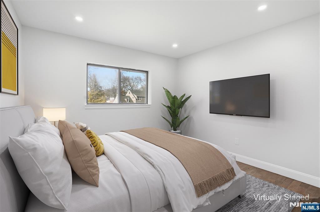 170 Knickerbocker Road Property Photo 11