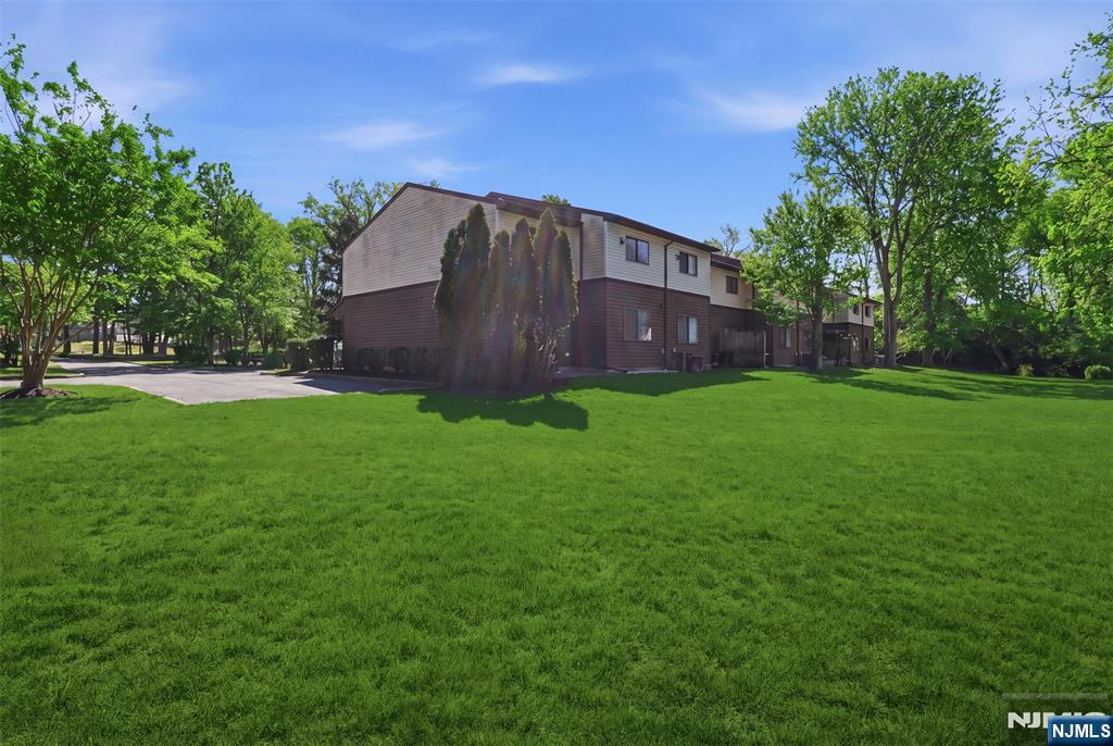170 Knickerbocker Road Property Photo 16
